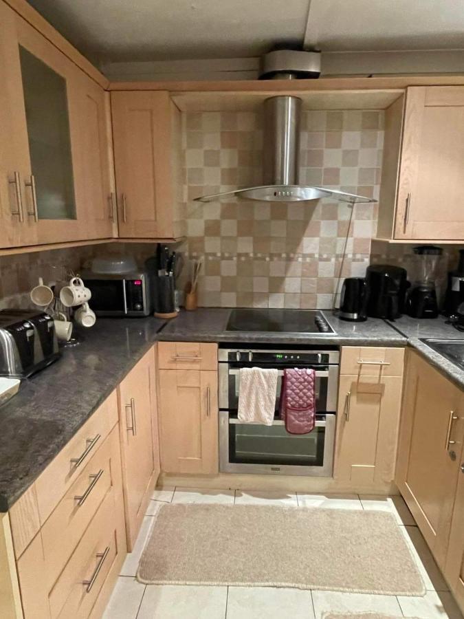 Cozy Homestay كرويدون المظهر الخارجي الصورة